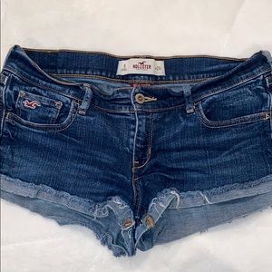 Hollister Super Lowrise Shorts Size 9